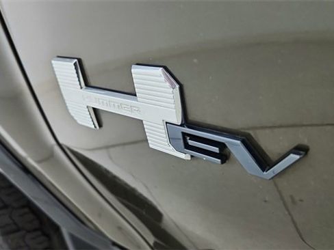 Used 2024 GMC Hummer EV 3X w/ LPO, Illumination Package image 16