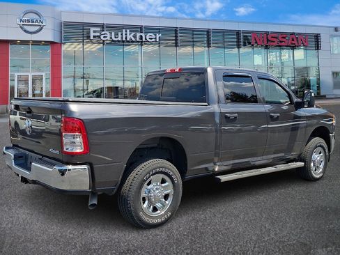 Used 2024 RAM 2500 Tradesman w/ Chrome Appearance Group AWD/4WD image 6