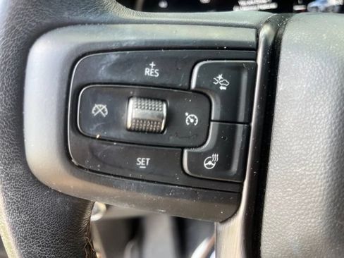 Used 2022 GMC Yukon XL AT4 AWD/4WD image 15