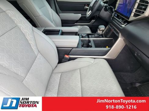Used 2025 Toyota Tundra Limited w/ Power Package AWD/4WD image 15