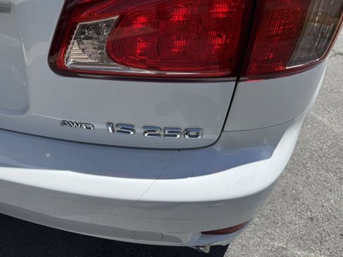 Used 2011 Lexus IS 250 AWD w/ Luxury Plus Value Edition image 9