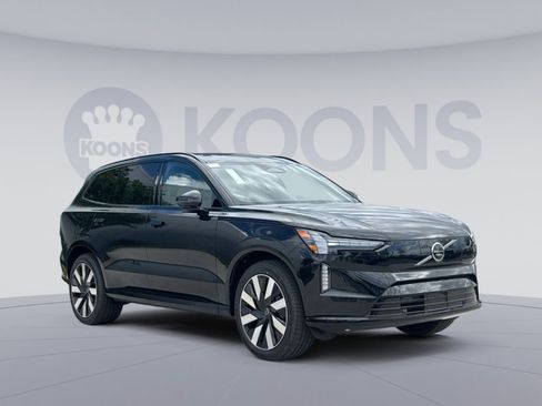 New 2026 Volvo EX90 Plus AWD/4WD image 10