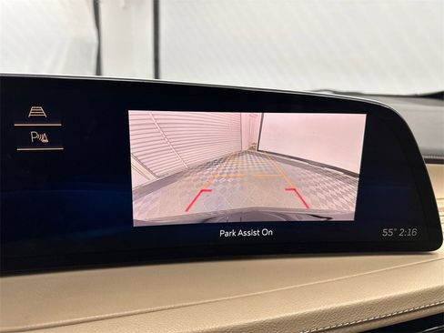 Used 2024 Cadillac XT4 Premium Luxury image 31