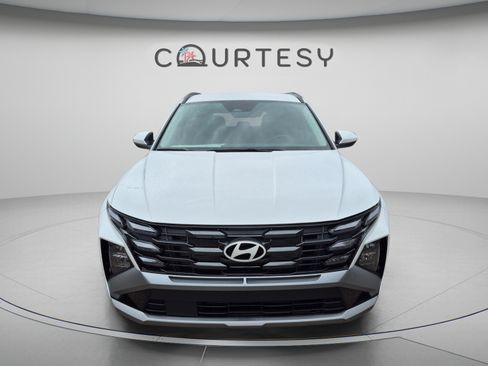 New 2026 Hyundai Tucson SEL Plus FWD image 8