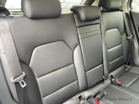 Used 2015 Mercedes-Benz GLA 250 image 14