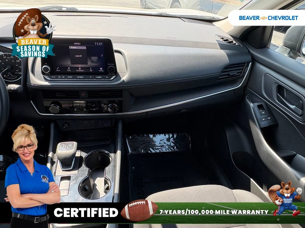 Used 2024 Nissan Rogue S FWD image 17