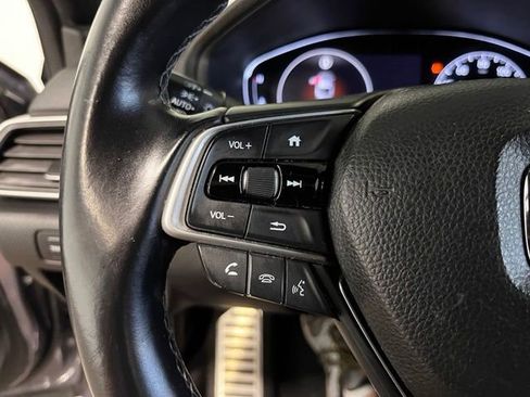 Used 2018 Honda Accord Sport image 24