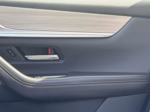 Certified 2025 MAZDA CX-90 3.3 Turbo w/ Preferred Package image 22