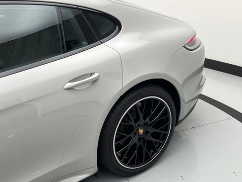 Used 2023 Porsche Panamera image 62