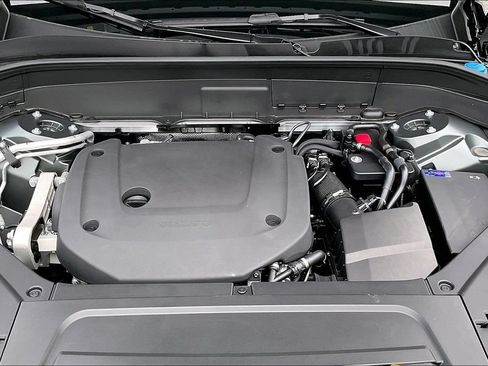 New 2027 Volvo XC90 B6 Plus AWD/4WD image 13