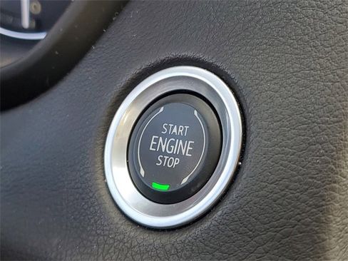 Certified 2023 Cadillac XT4 Premium Luxury w/ Cold Weather Package image 20