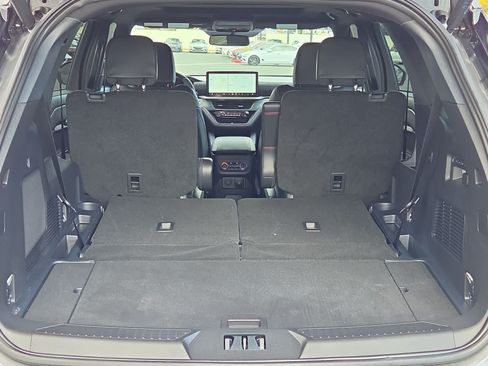Used 2025 Ford Explorer ST w/ Sun And Sound Package AWD/4WD image 23