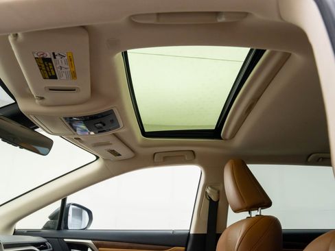 Used 2022 Lexus RX 350L Premium w/ Premium Package image 33