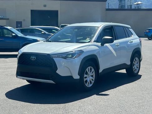 Used 2024 Toyota Corolla Cross L FWD image 7