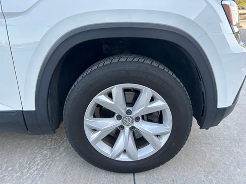 Used 2019 Volkswagen Atlas SE w/ Towing Package AWD/4WD image 20