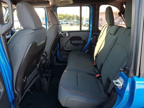 New 2026 Jeep Wrangler Unlimited Rubicon image 8