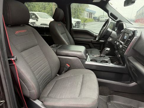 Used 2019 Ford F150 XLT w/ Equipment Group 302A Luxury AWD/4WD image 11