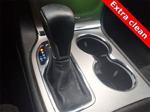 Used 2018 Jeep Grand Cherokee Laredo image 17