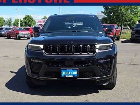 New 2026 Jeep Grand Cherokee Summit AWD/4WD image 3
