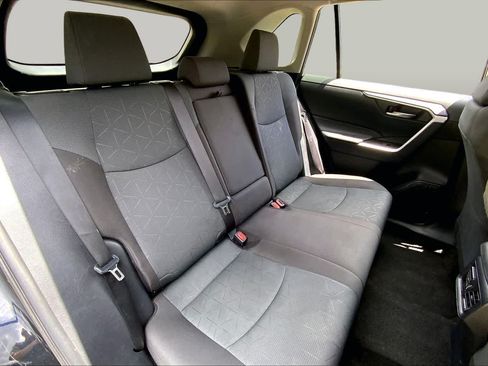 Used 2024 Toyota RAV4 XLE FWD image 18