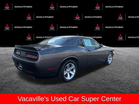 Used 2021 Dodge Challenger SXT RWD image 6