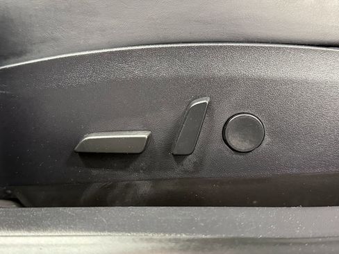 Used 2019 Tesla Model 3 Standard Range image 26