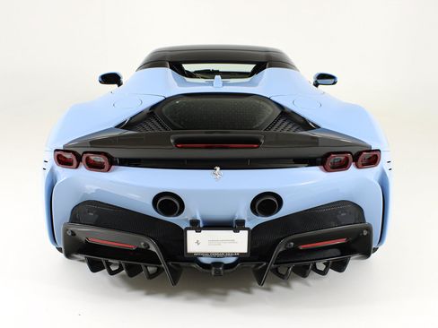 Certified 2024 Ferrari SF90 Spider AWD/4WD image 39