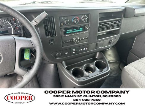 Used 2025 Chevrolet Express 3500 LS RWD image 24