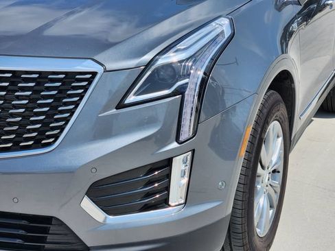 Used 2022 Cadillac XT5 Premium Luxury w/ Technology Package FWD image 5