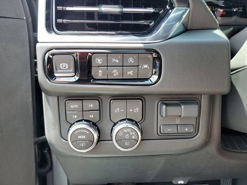 New 2026 GMC Yukon XL Denali AWD/4WD image 29