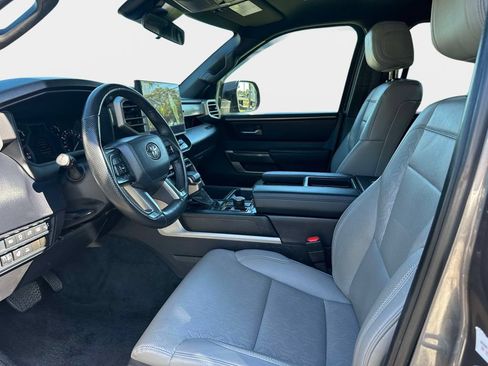 Used 2025 Toyota Tundra SR5 w/ SR5 Premium Package AWD/4WD image 14
