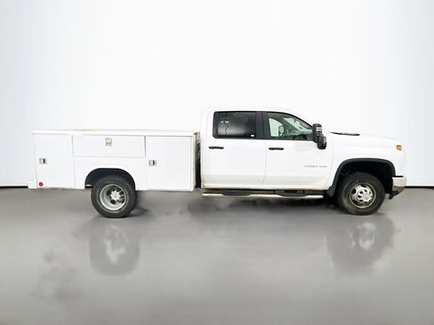 Used 2024 Chevrolet Silverado 3500 W/T w/ WT Convenience Package AWD/4WD image 9
