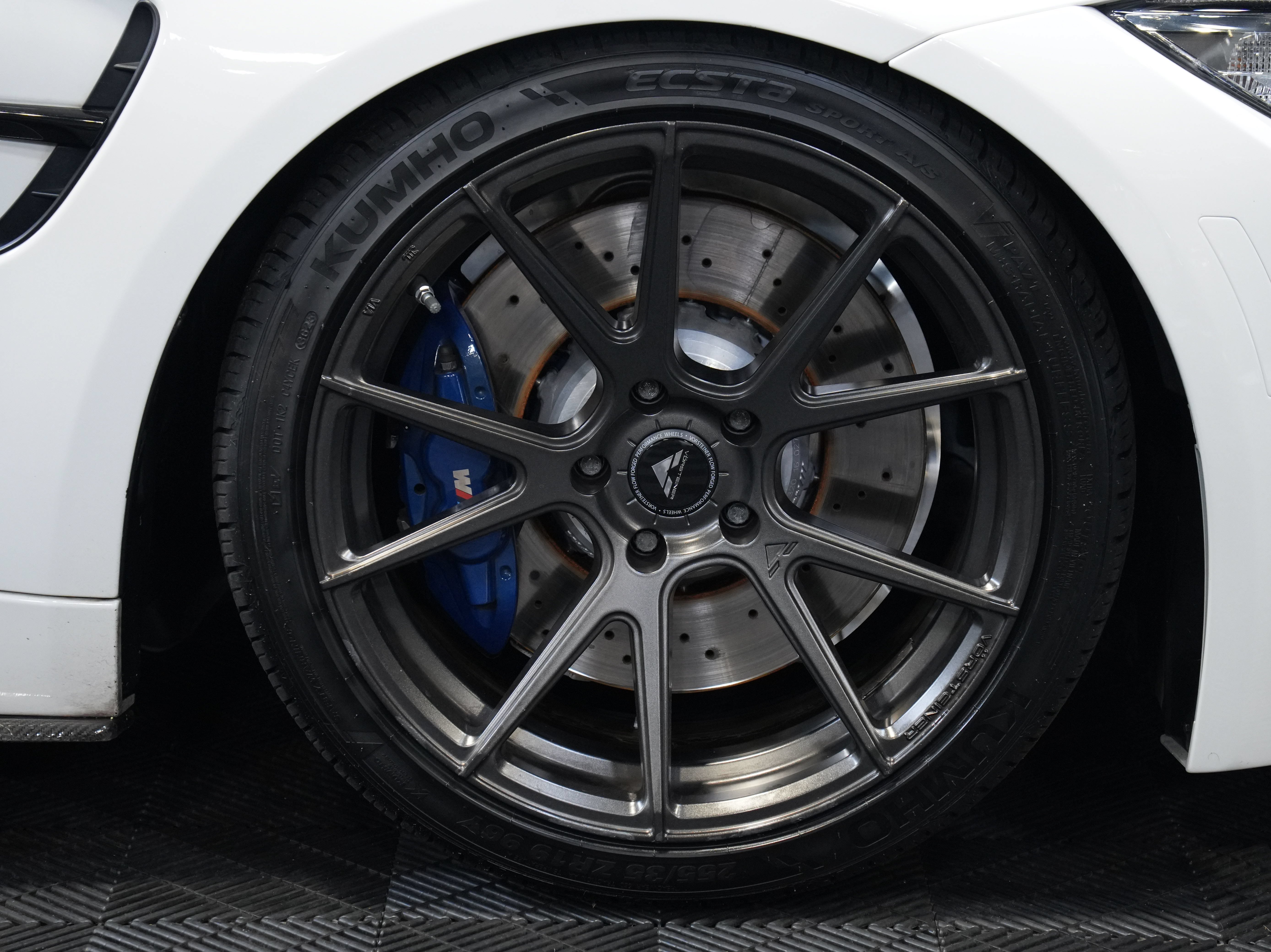 Used 2017 BMW M3 RWD image 58