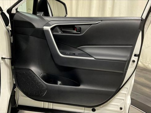 Certified 2024 Toyota RAV4 LE image 25