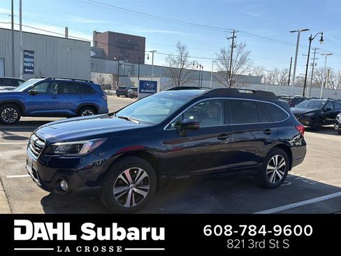 Used 2018 Subaru Outback 2.5i Limited w/ Popular Package #2 image 1