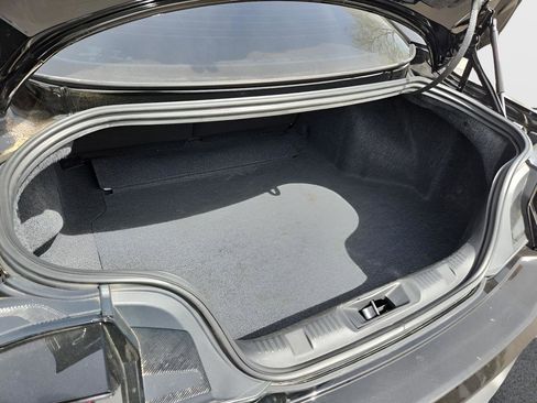 Used 2025 Ford Mustang EcoBoost image 9