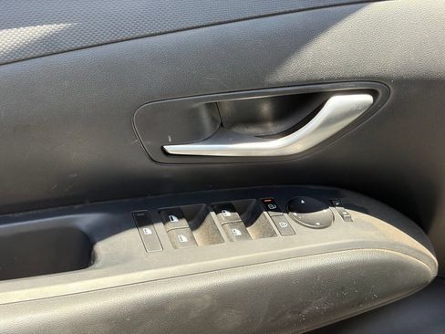 Used 2025 Hyundai Tucson SEL FWD image 6