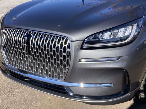 New 2026 Lincoln Corsair Premiere image 10