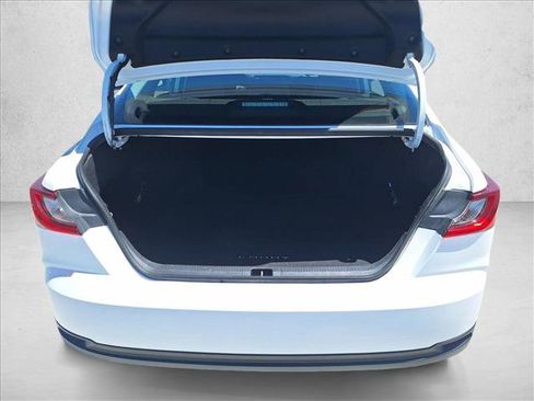 Used 2025 Toyota Camry LE FWD image 17