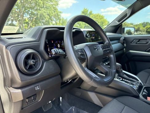 Used 2023 Chevrolet Colorado Trail Boss w/ LPO, Dark Essentials Package AWD/4WD image 22