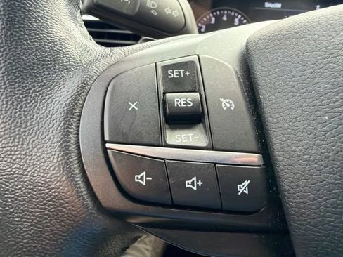 Used 2020 Ford Explorer XLT w/ Equipment Group 202A AWD/4WD image 45