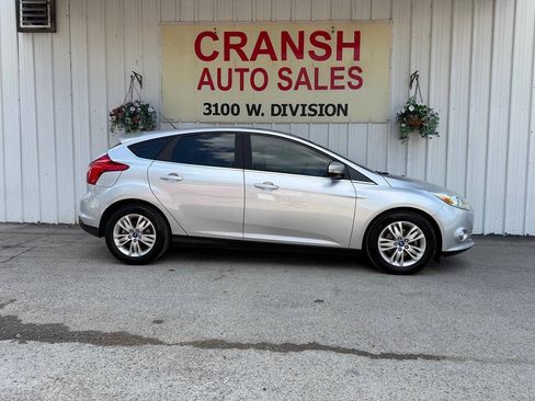 Used 2012 Ford Focus SEL FWD image 5