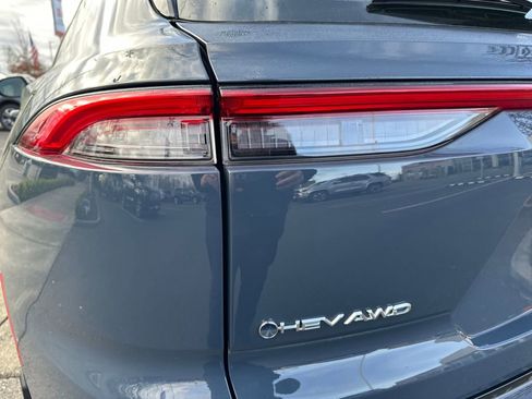 Certified 2025 Toyota Crown Signia w/ Advanced Technology Package image 10