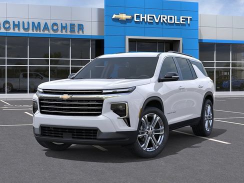 New 2027 Chevrolet Traverse LT w/ Driver Confidence Package AWD/4WD image 6