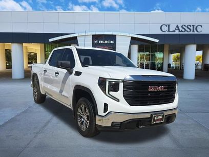 Used 2024 GMC Sierra 1500 Pro w/ Fleet Convenience Package