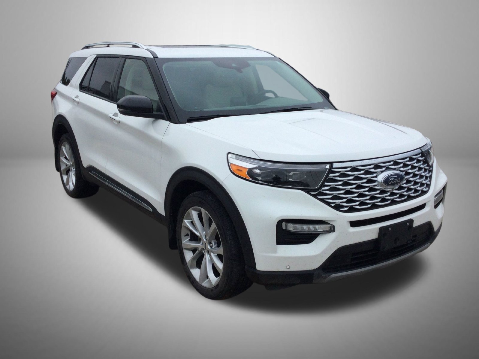 Used 2022 Ford Explorer Platinum AWD/4WD image 2