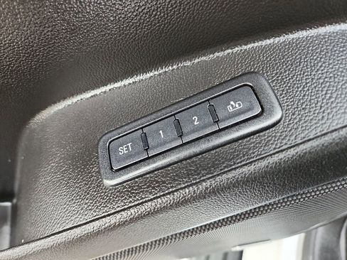Certified 2016 GMC Yukon Denali w/ Open Road Package AWD/4WD image 30