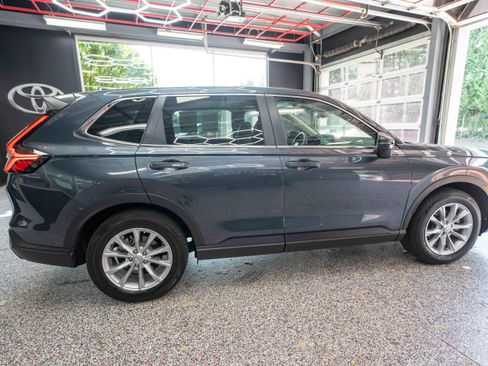 Used 2025 Honda CR-V EX-L image 4