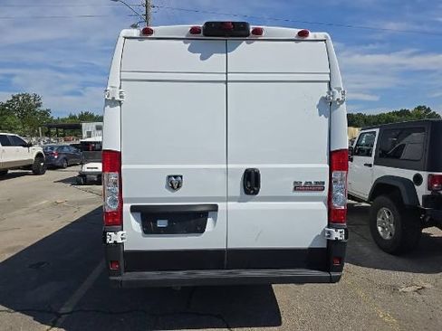 Used 2022 RAM ProMaster 3500 w/ Convenience Group FWD image 6