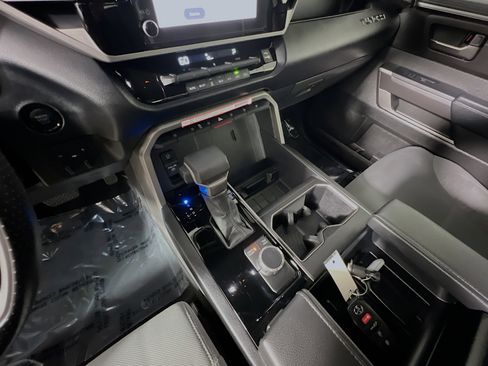 Used 2025 Toyota Tundra SR5 w/ SR5 Convenience Package image 25